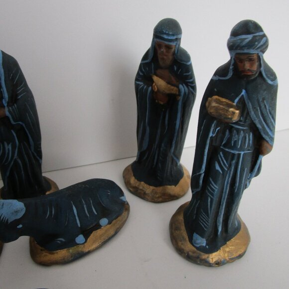 small pottery nativity figures main image 2